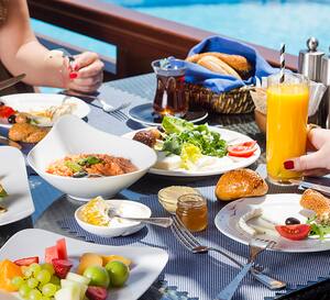 Sabrosa Swissotel The Bosphorus Swissotel Hotels And Resorts